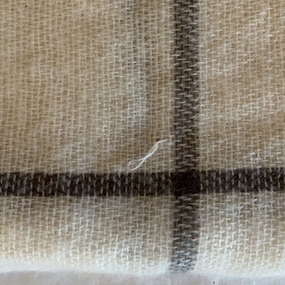 Large Soft Scarf - Picture 5 of 5